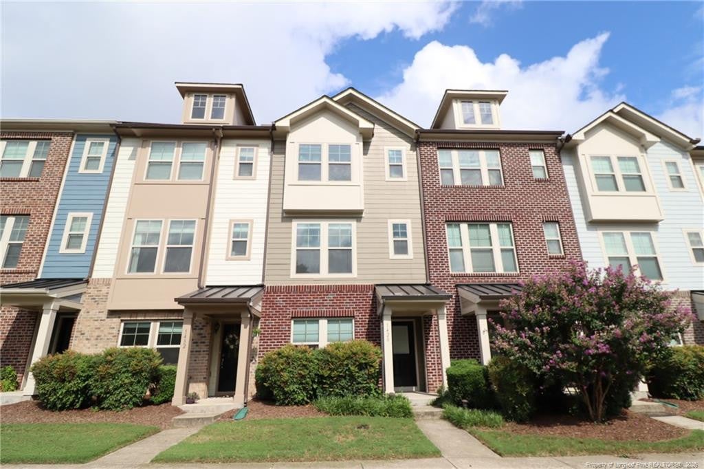 Photo of home at 1428 Providence Green Lane